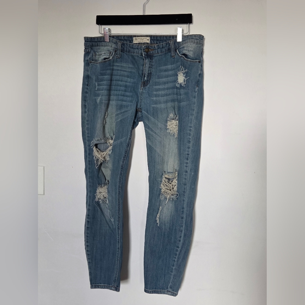 Like New Angel Kiss Blue Skinny Distressed Jeans Size 15